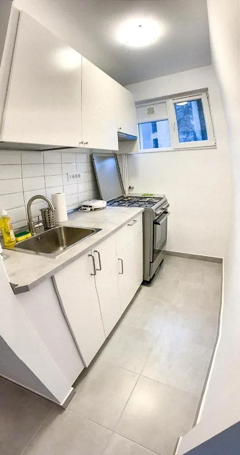 Luterana Studio Apartment Bucarest